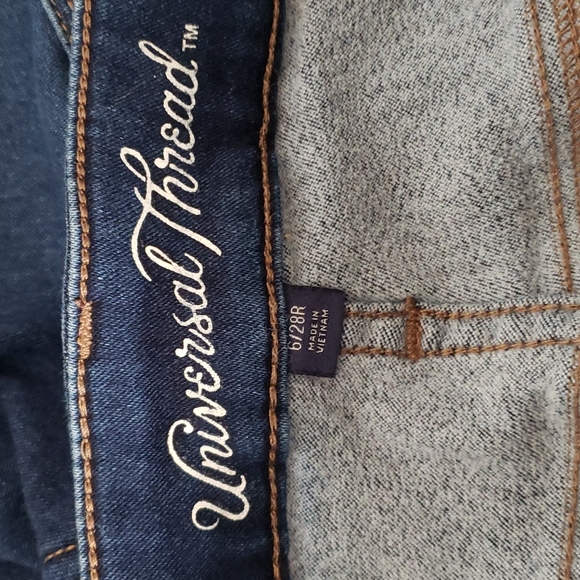 Universal Thread high rise skinny dark wash denim blue jeans Size 6/28R - Picture 7 of 9